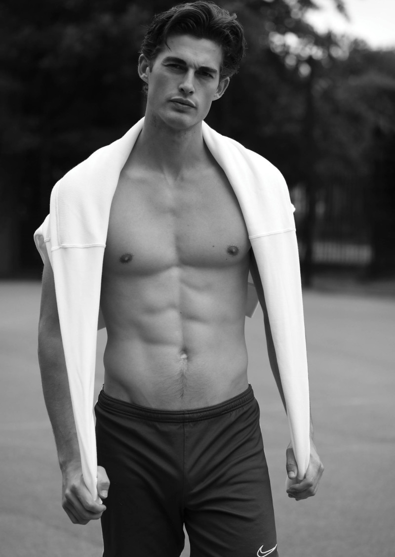 Photo of model Kieran Warner - ID 696291