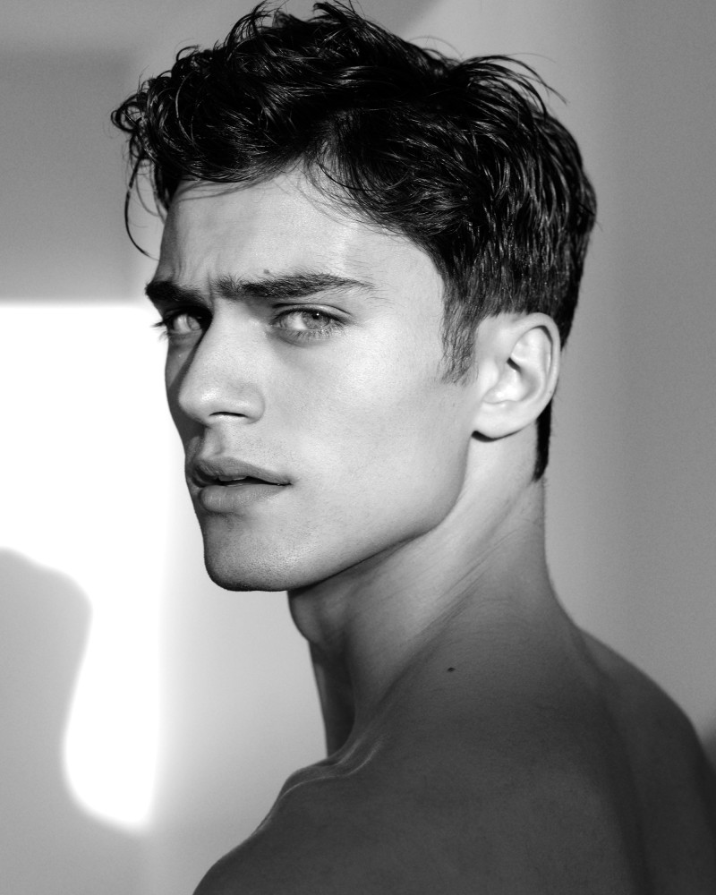 Photo of model Evans Nikopoulos - ID 696612