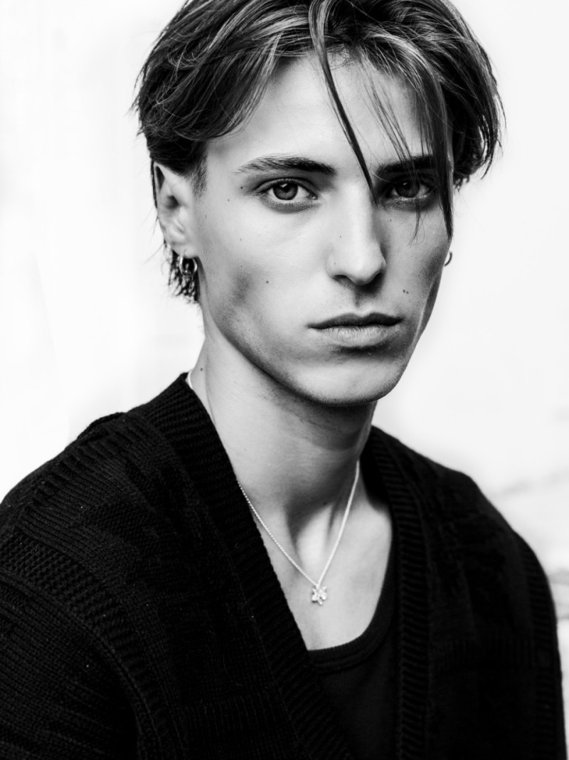 Photo of model Robin Avignon - ID 725546