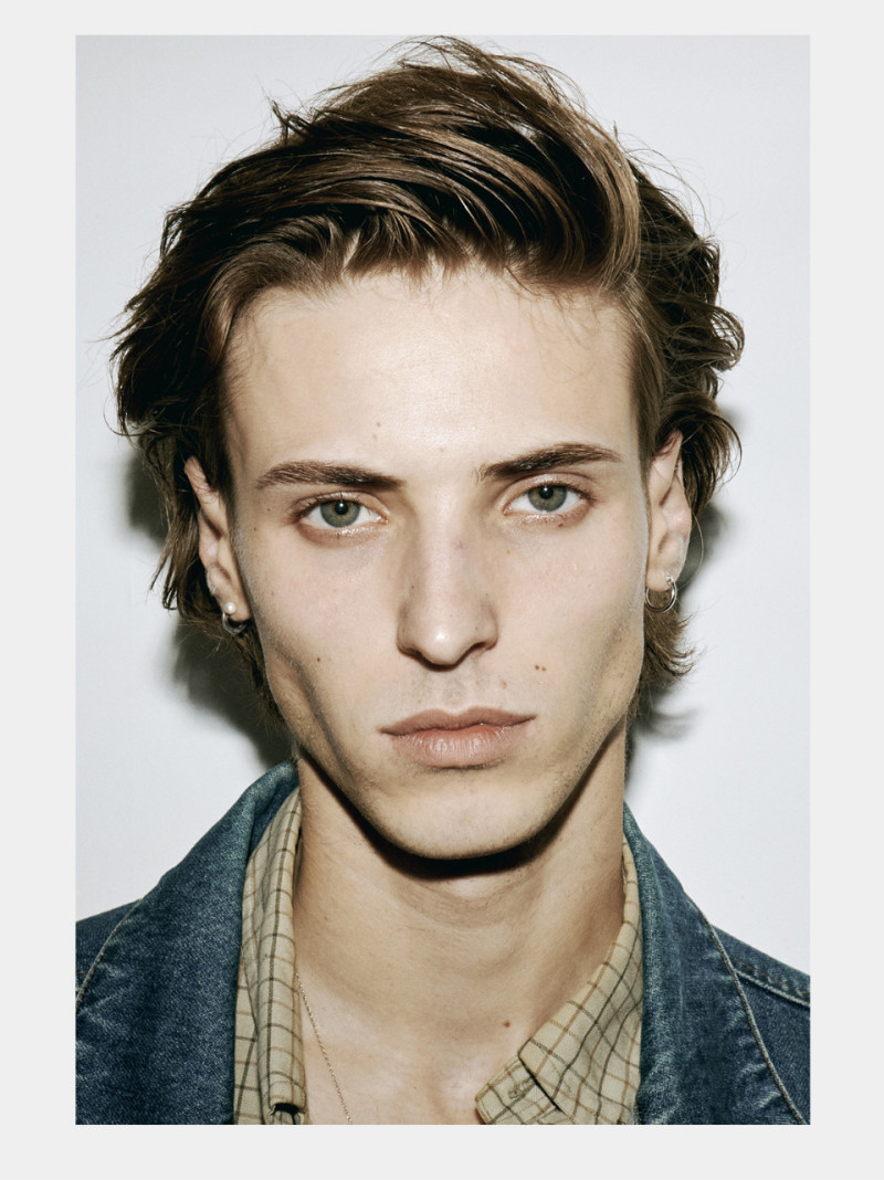 Photo of model Robin Avignon - ID 725549