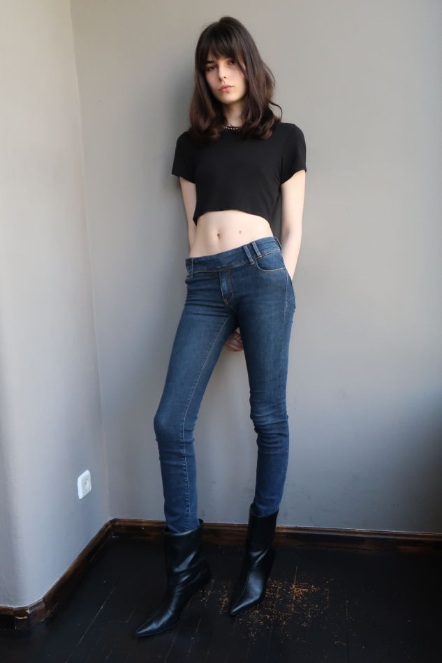 Photo of model Julia Meseguer - ID 705419
