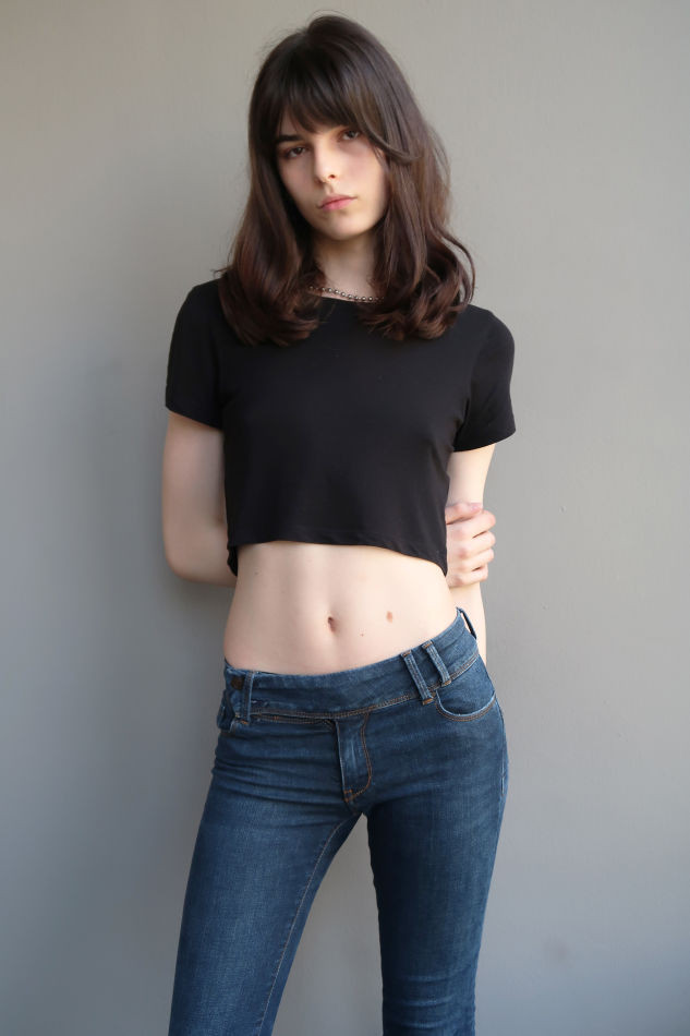 Photo of model Julia Meseguer - ID 705420