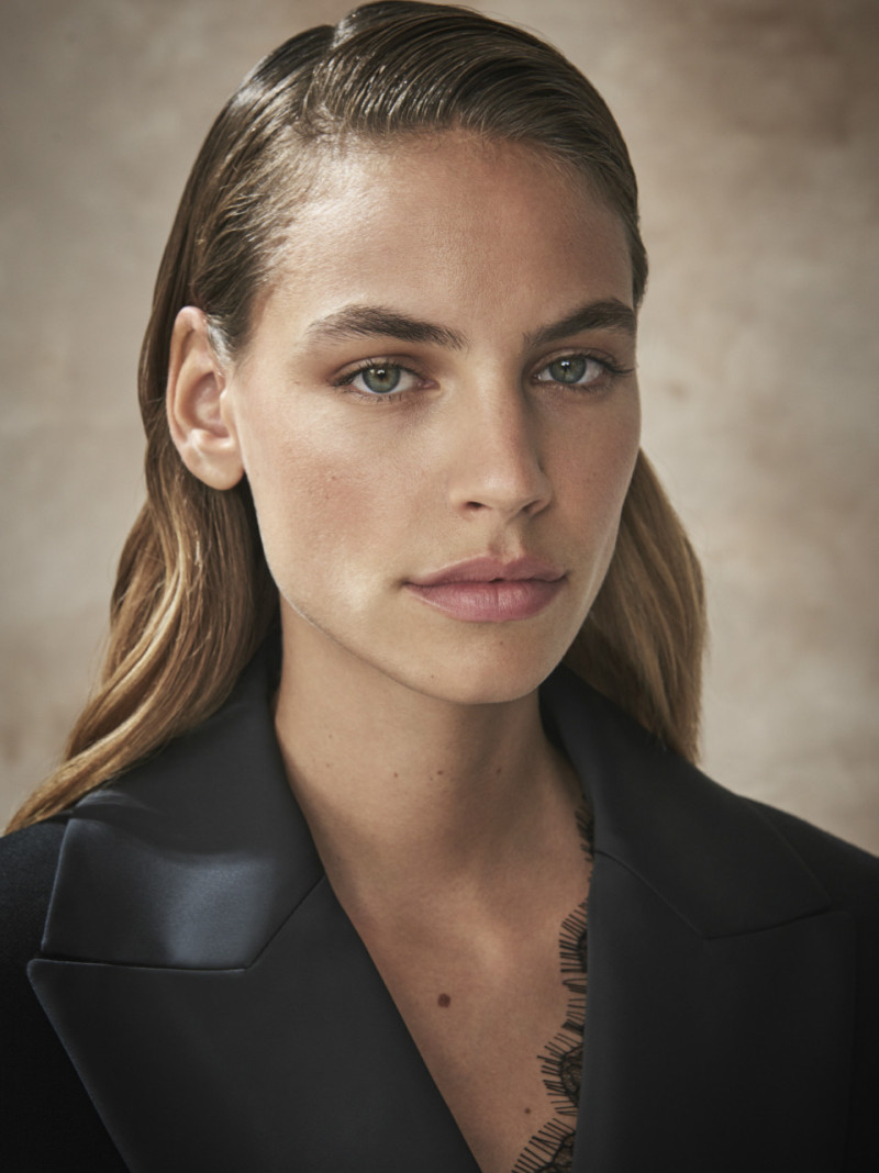 Photo of model Carmen Bründler - ID 707042