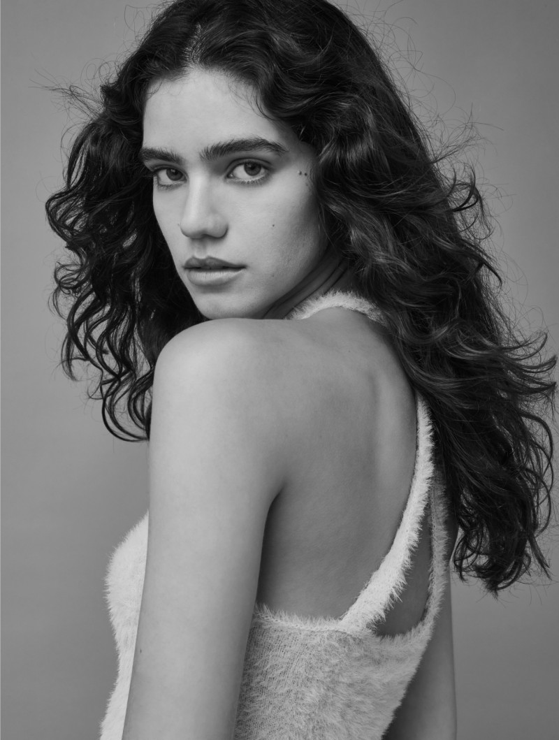 Photo of model Anna Avila - ID 708390