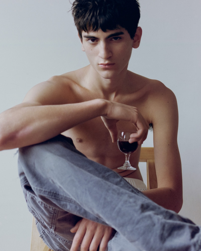 Photo of model Simon Razu - ID 725859