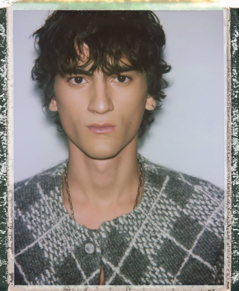 Photo of model Simon Razu - ID 725870
