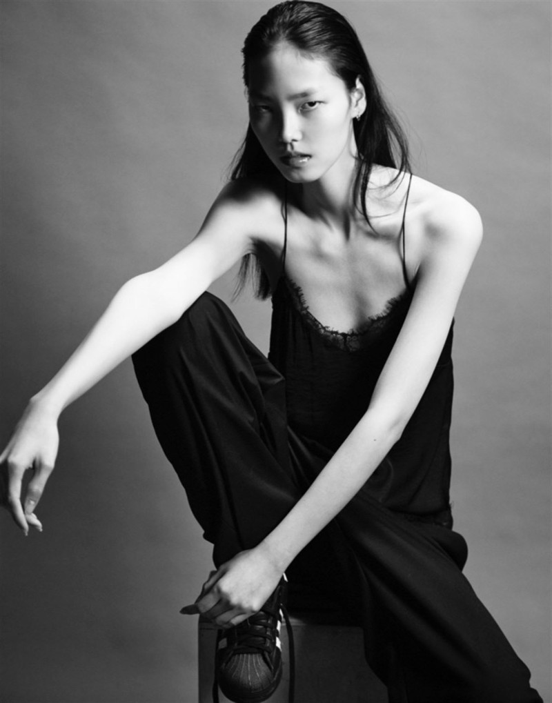 Photo of model Jiahui Zhang - ID 709184