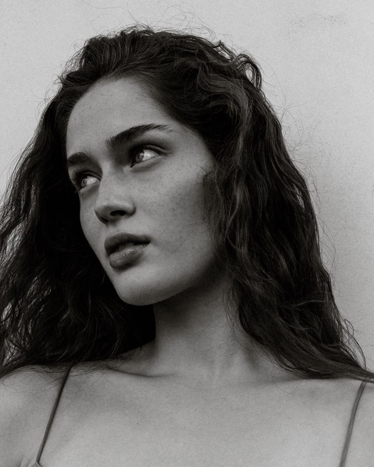 Photo of model Kenya Gutierrez - ID 709995