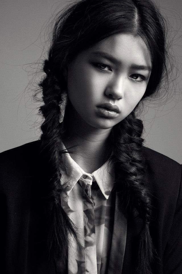Photo of model Estelle Chen - ID 499554