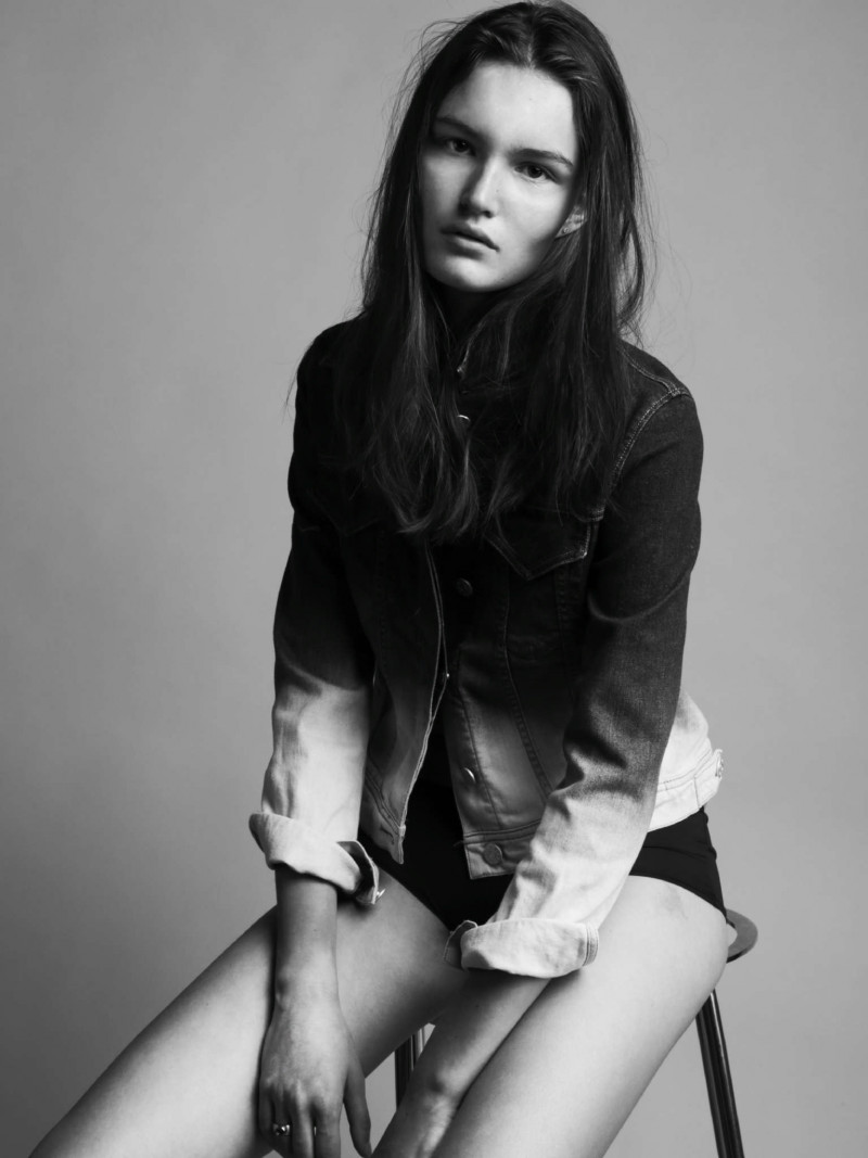 Photo of model Esmee Middel - ID 497194