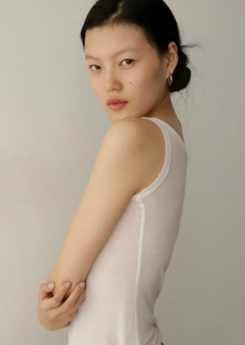 Photo of model Jiayi Liu - ID 713840