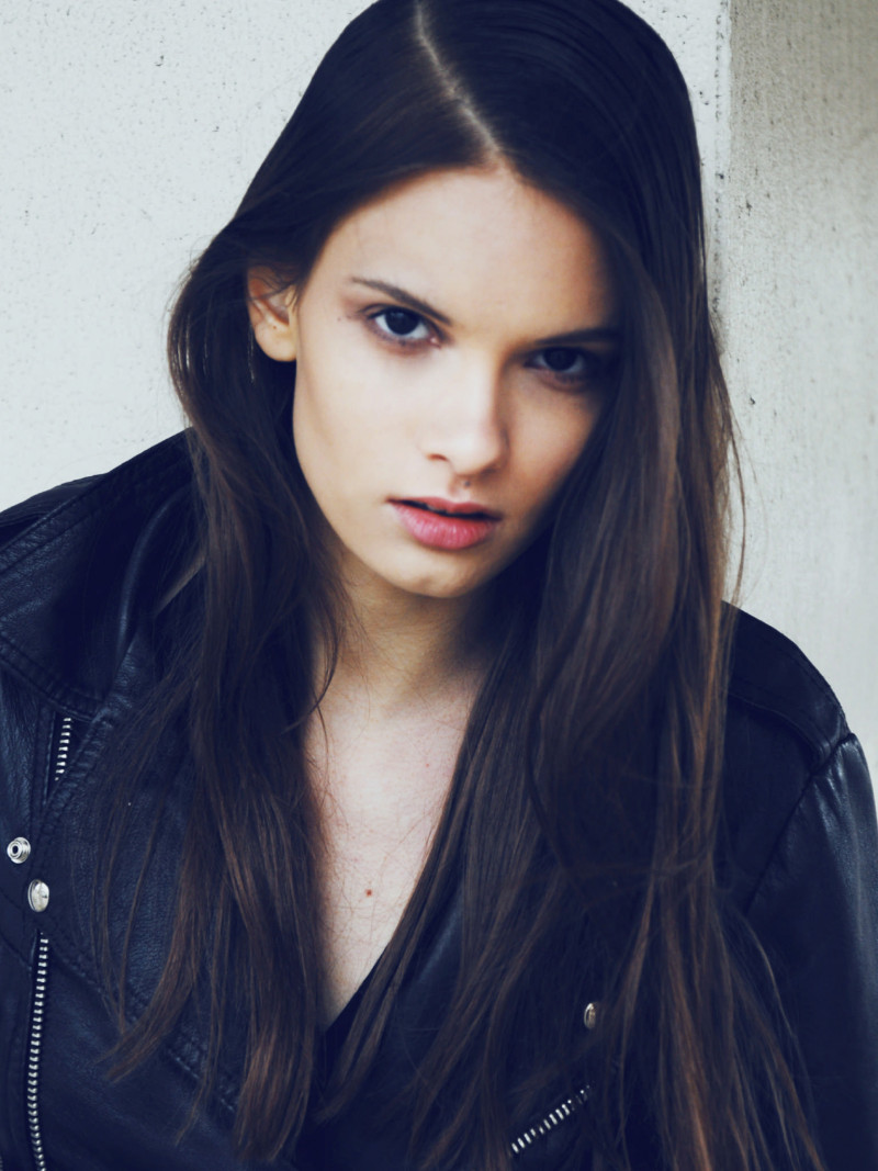 Photo of model Zita Farkas - ID 497338