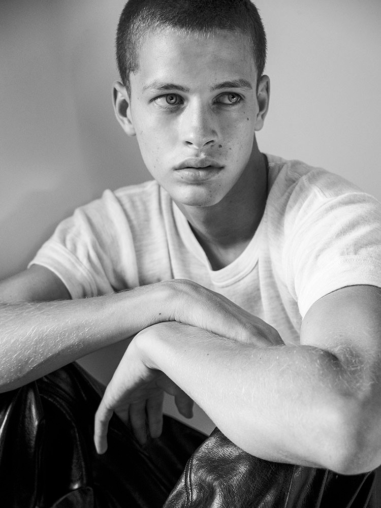 Photo of model Adrian Planas - ID 717905