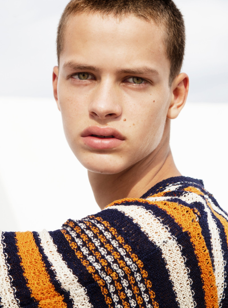 Photo of model Adrian Planas - ID 717907