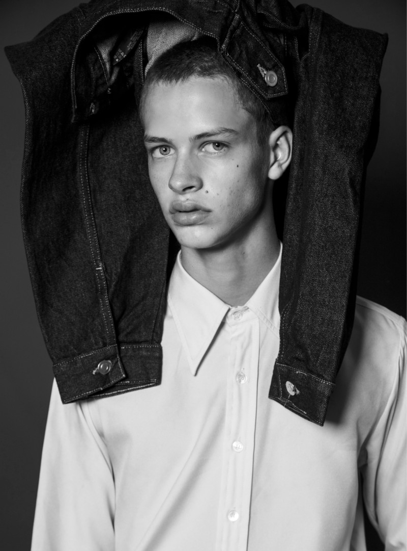 Photo of model Adrian Planas - ID 717919