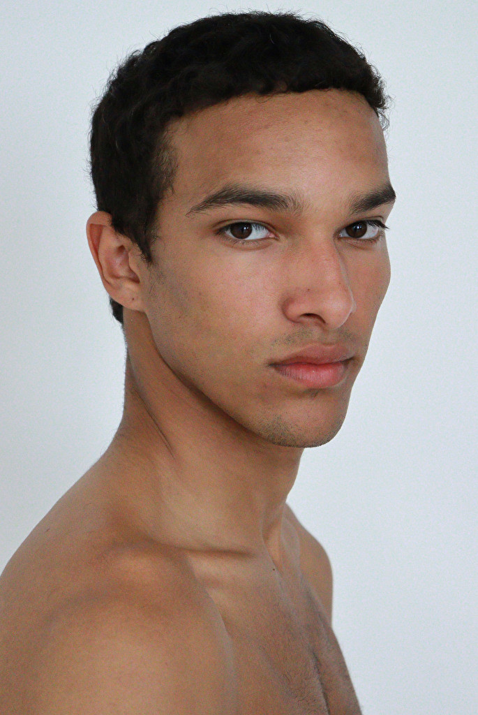 Photo of model Joel Ortiz - ID 718832