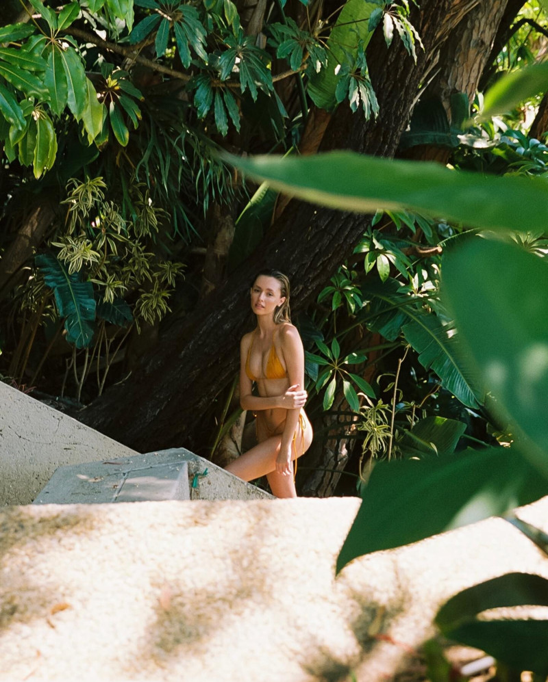 Photo of model Alexis Bumgarner - ID 719420