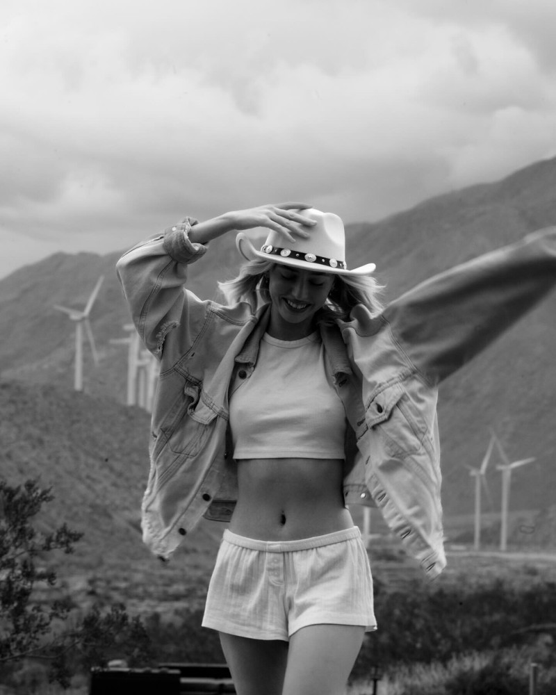 Photo of model Alexis Bumgarner - ID 719471