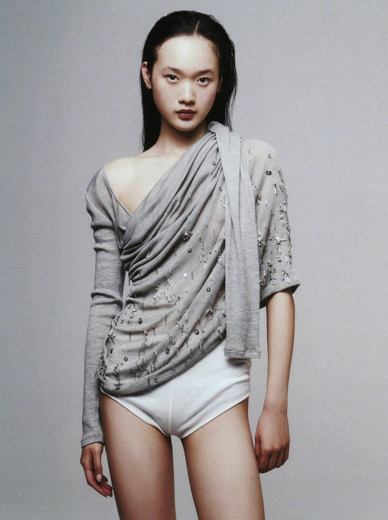 Photo of model Venus He - ID 721364