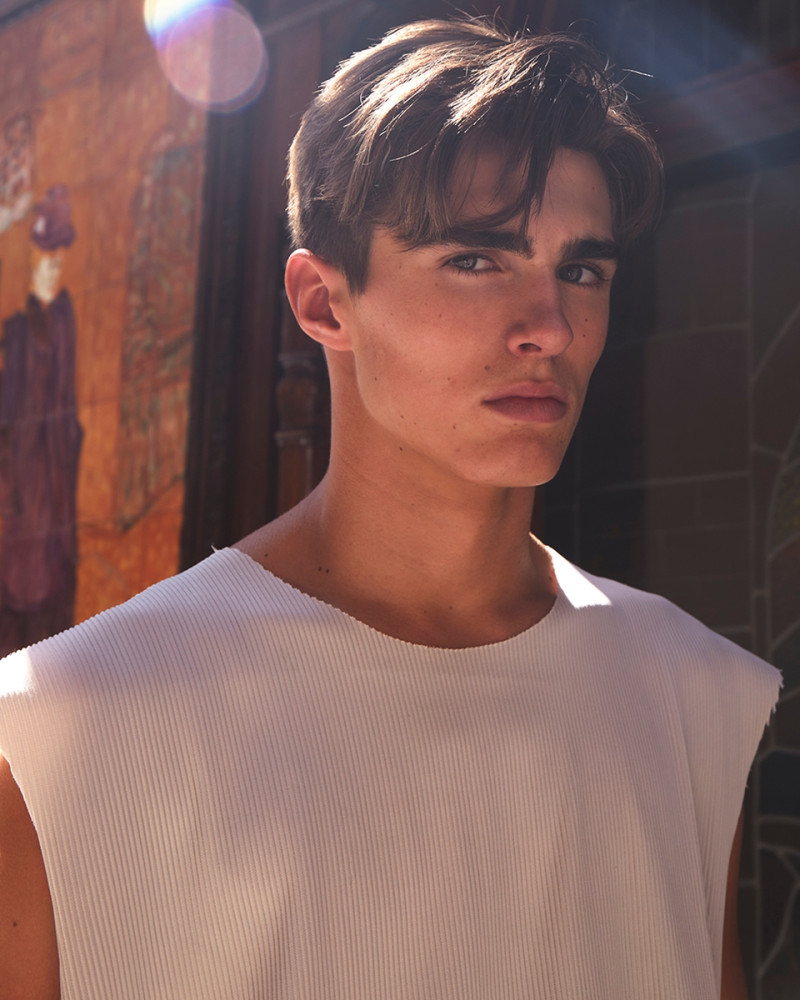Photo of model Isidro Lopez - ID 722088