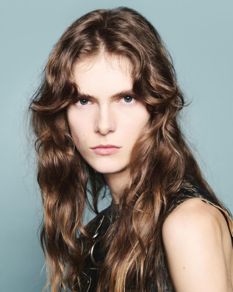 Photo of model Anna Robinson - ID 722650