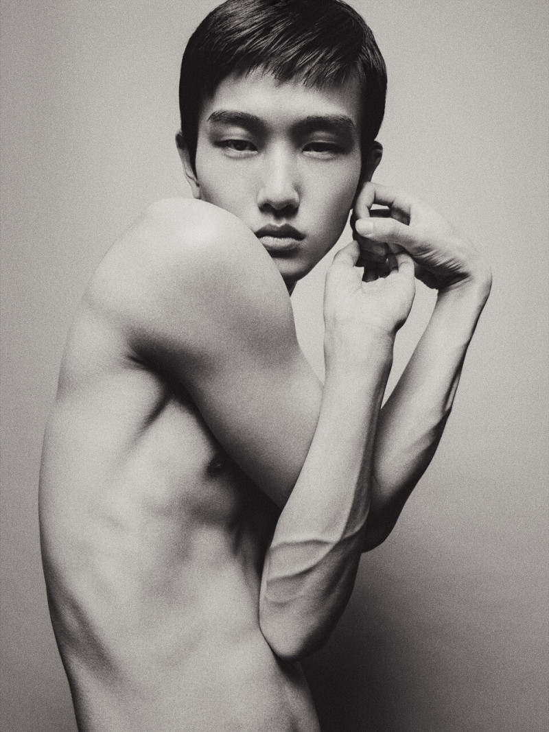 Photo of model Hyunjun Kim - ID 722939