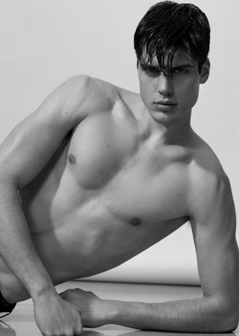 Photo of model Edoardo Langone - ID 722972