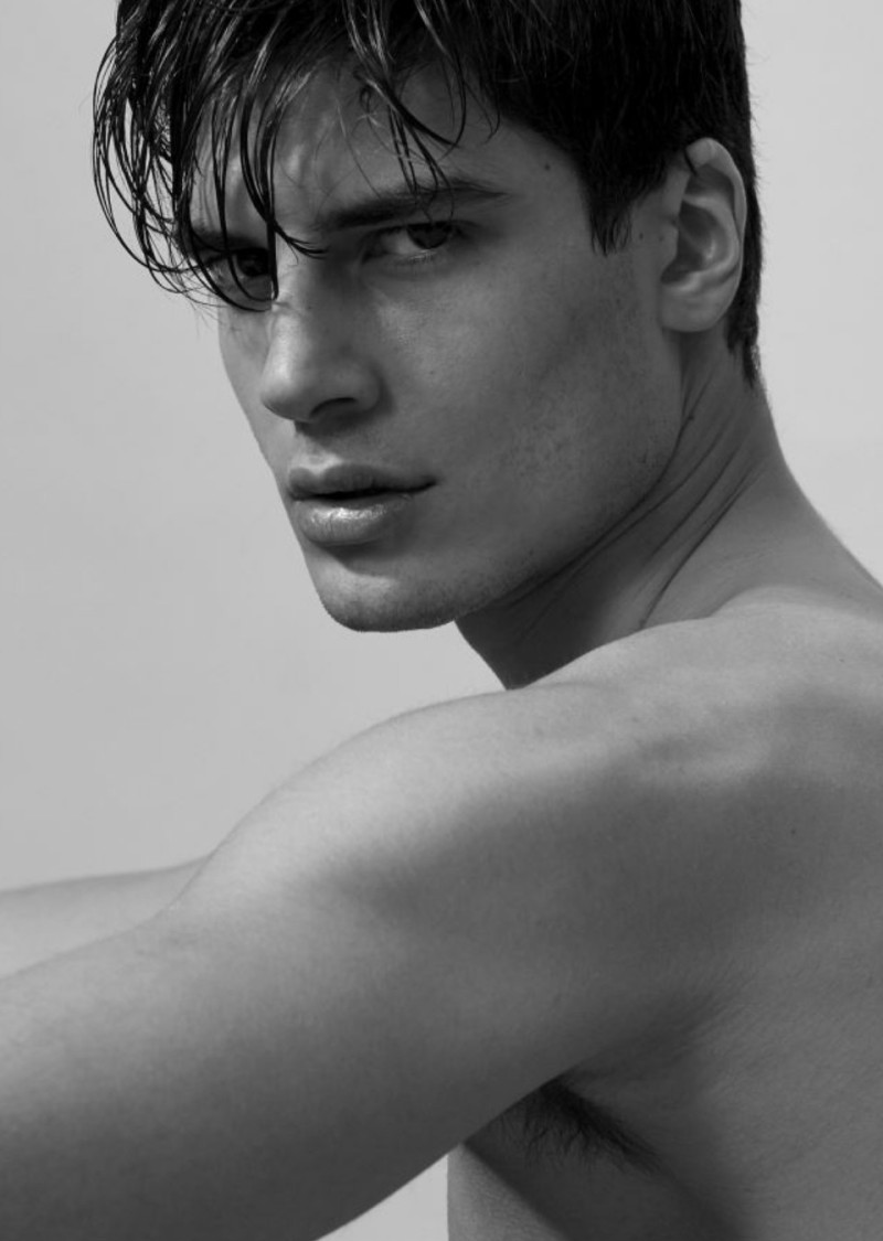Photo of model Edoardo Langone - ID 722973