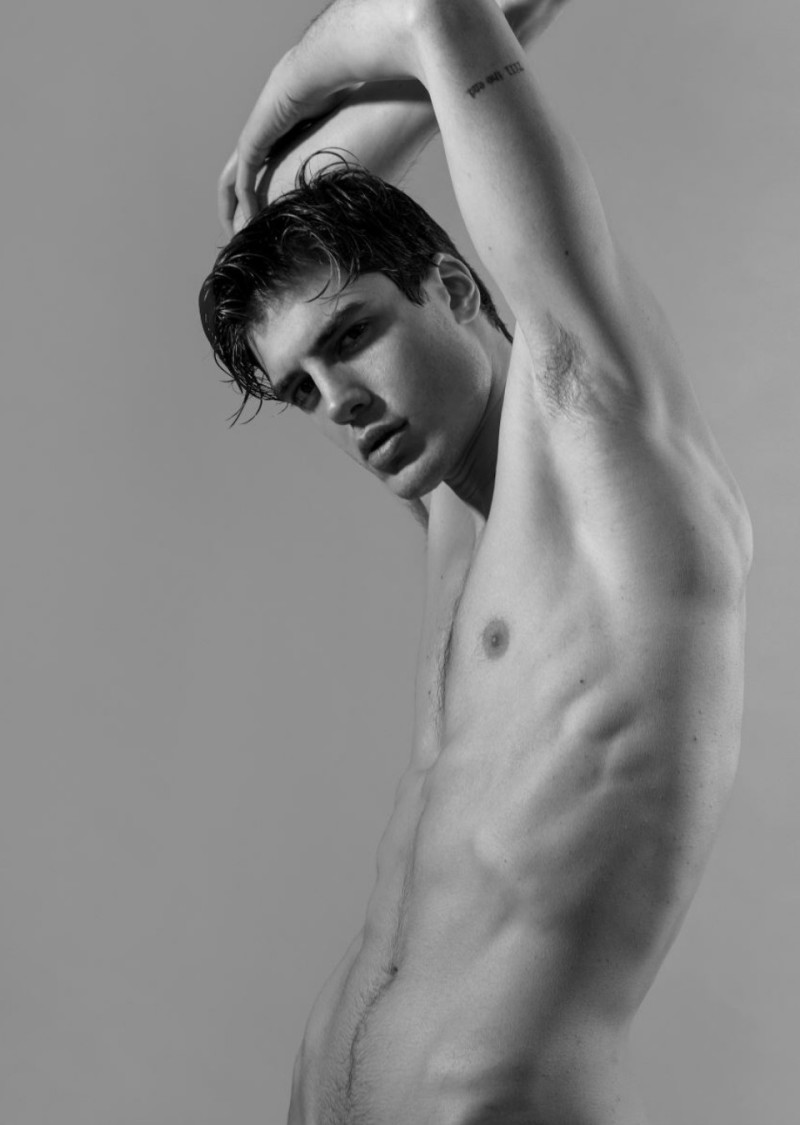 Photo of model Edoardo Langone - ID 722977