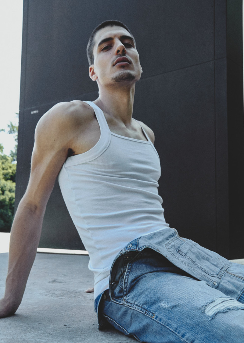 Photo of model Edoardo Langone - ID 722981