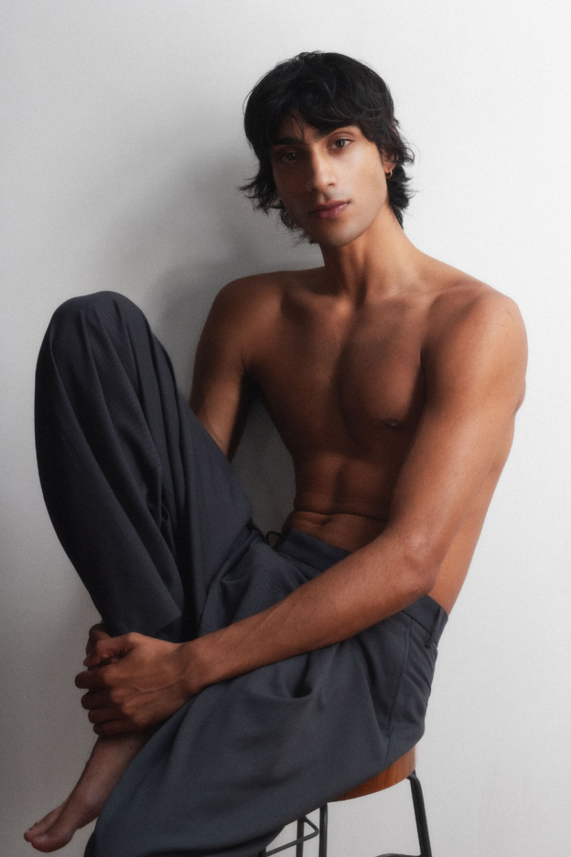 Photo of model Adarsh Jaikarran - ID 723197