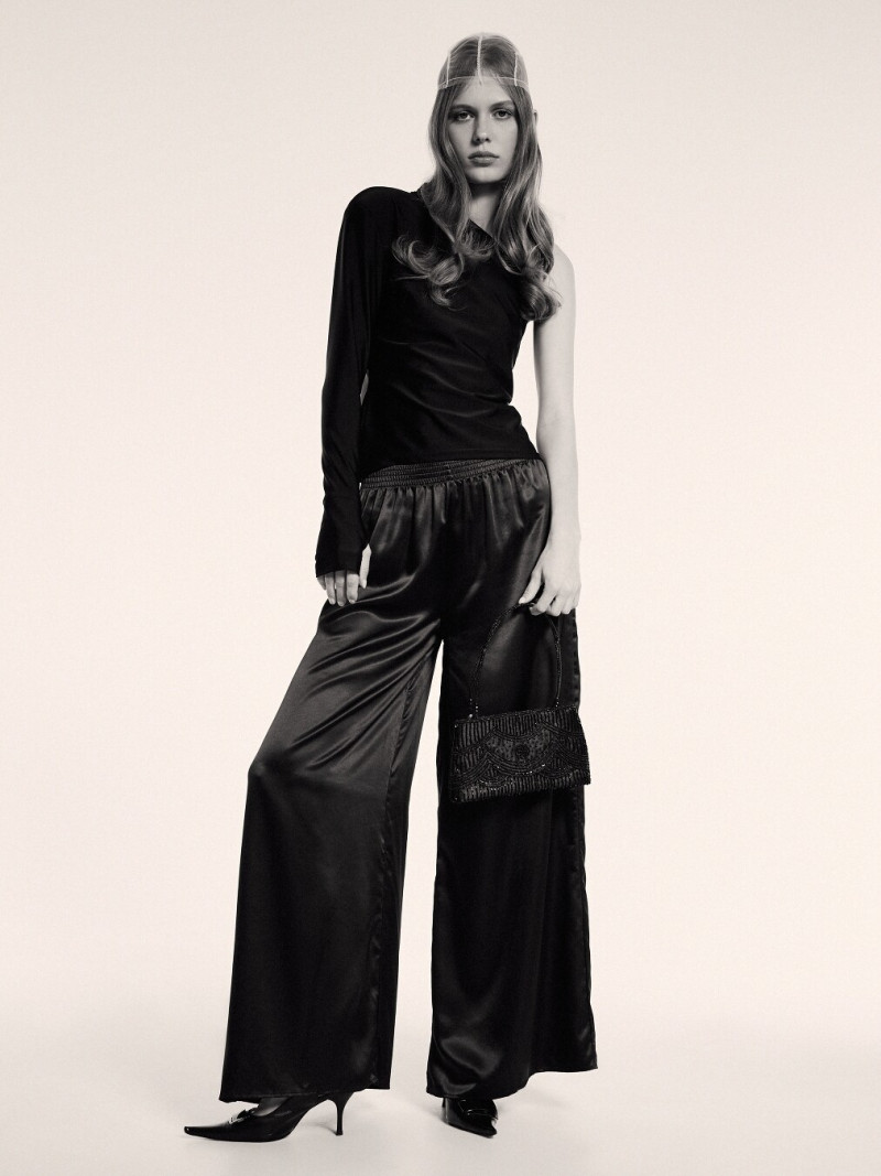Photo of model Polina Dvoretskaya - ID 723353
