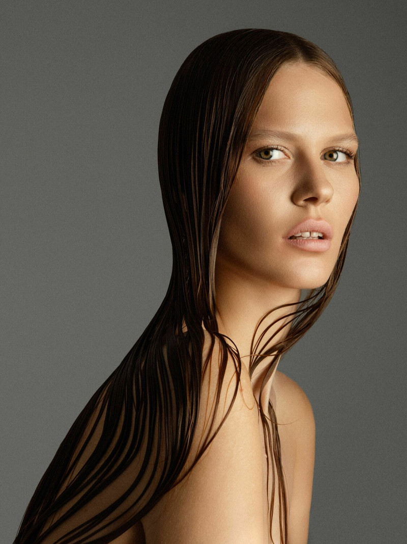 Photo of model Polina Dvoretskaya - ID 723362