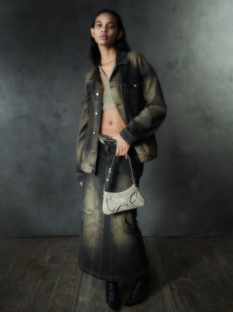 Photo of model Emilly Nunes - ID 723386