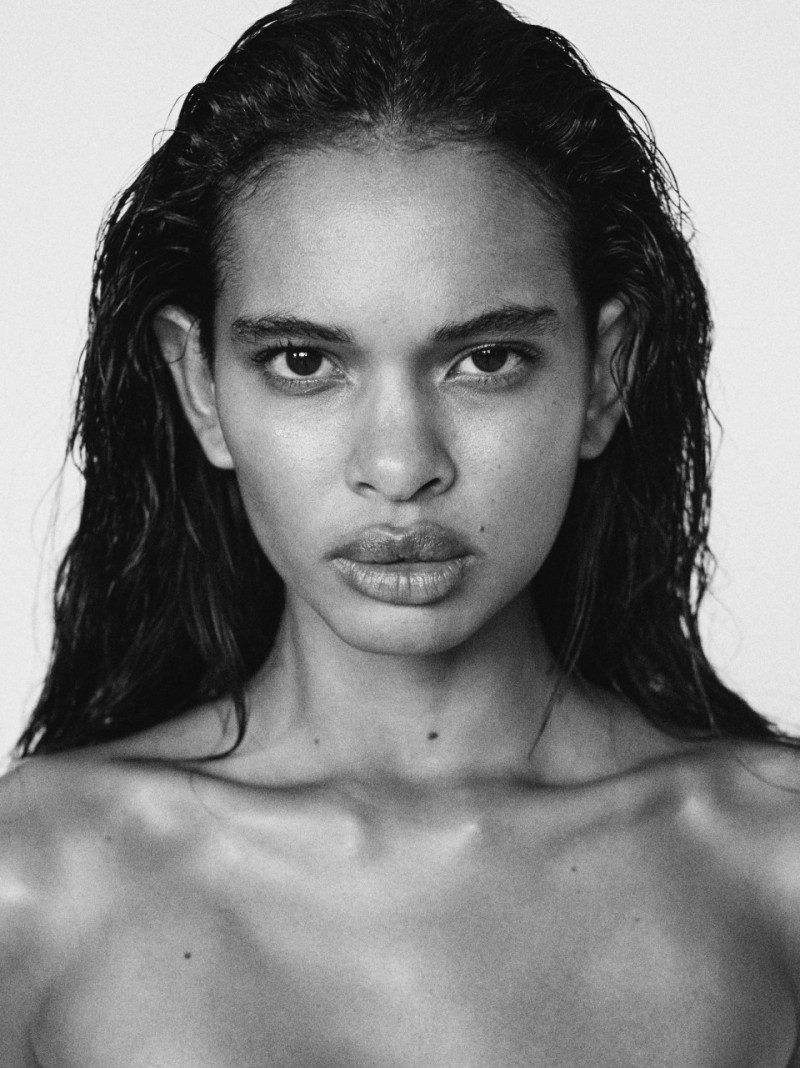 Photo of model Emilly Nunes - ID 723388
