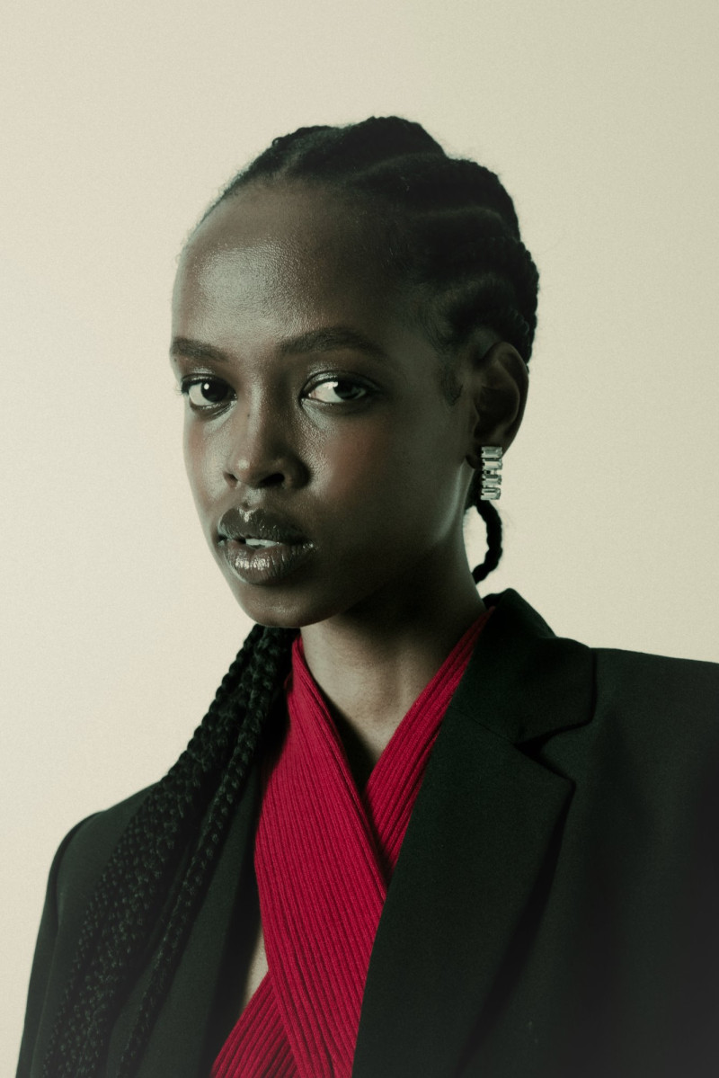 Photo of model Linda Umuhoza - ID 723413