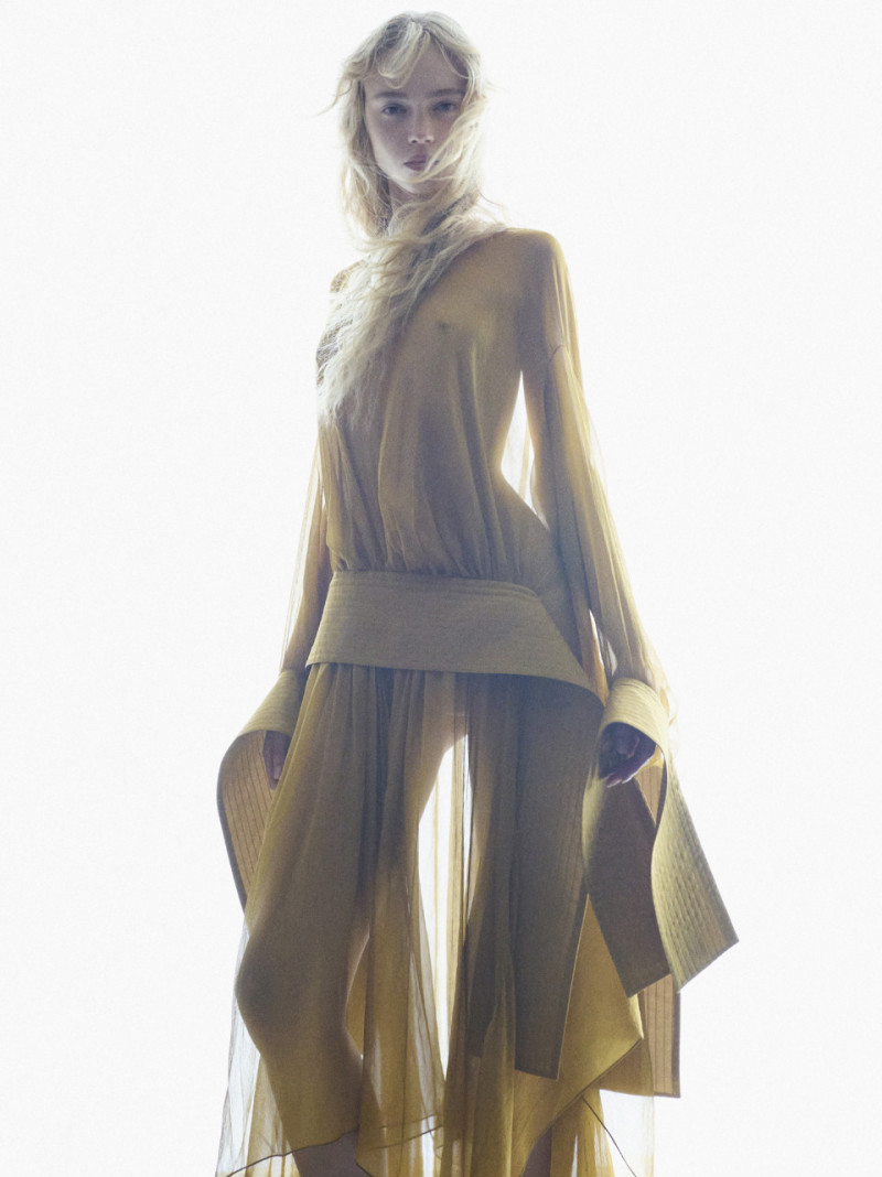 Photo of model Ella Dalton - ID 723602