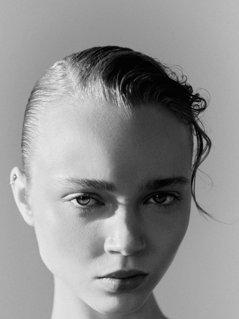 Photo of model Ella Dalton - ID 723610