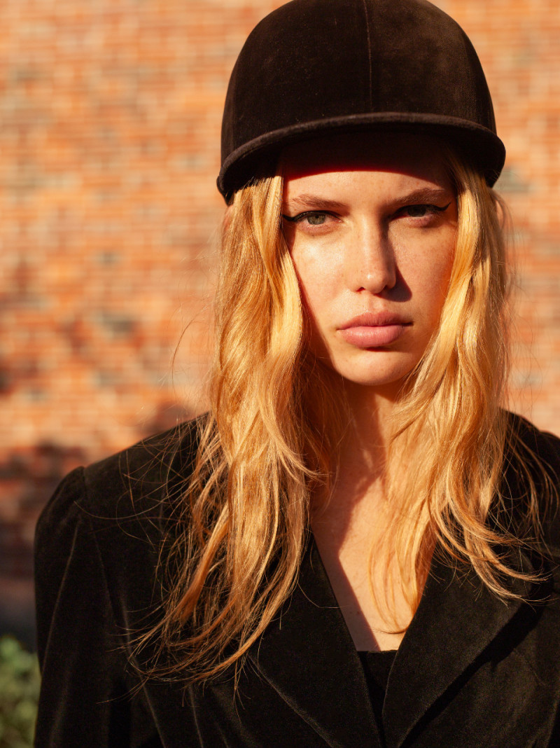 Photo of model Lucy Dechen - ID 723706