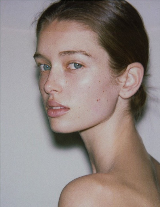 Photo of model Stella Hanan - ID 723824