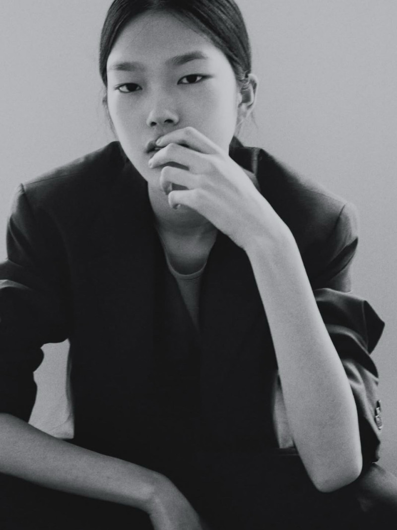 Photo of model Yuzhu Huang - ID 723917