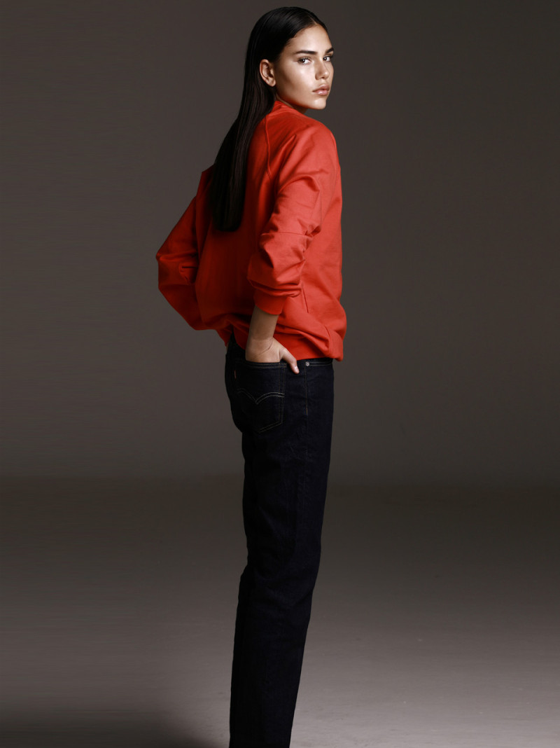 Photo of model Anne Suissa - ID 724043