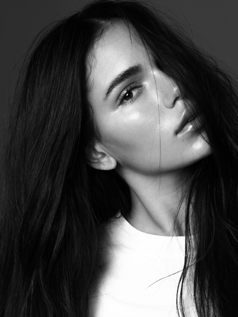 Photo of model Anne Suissa - ID 724047