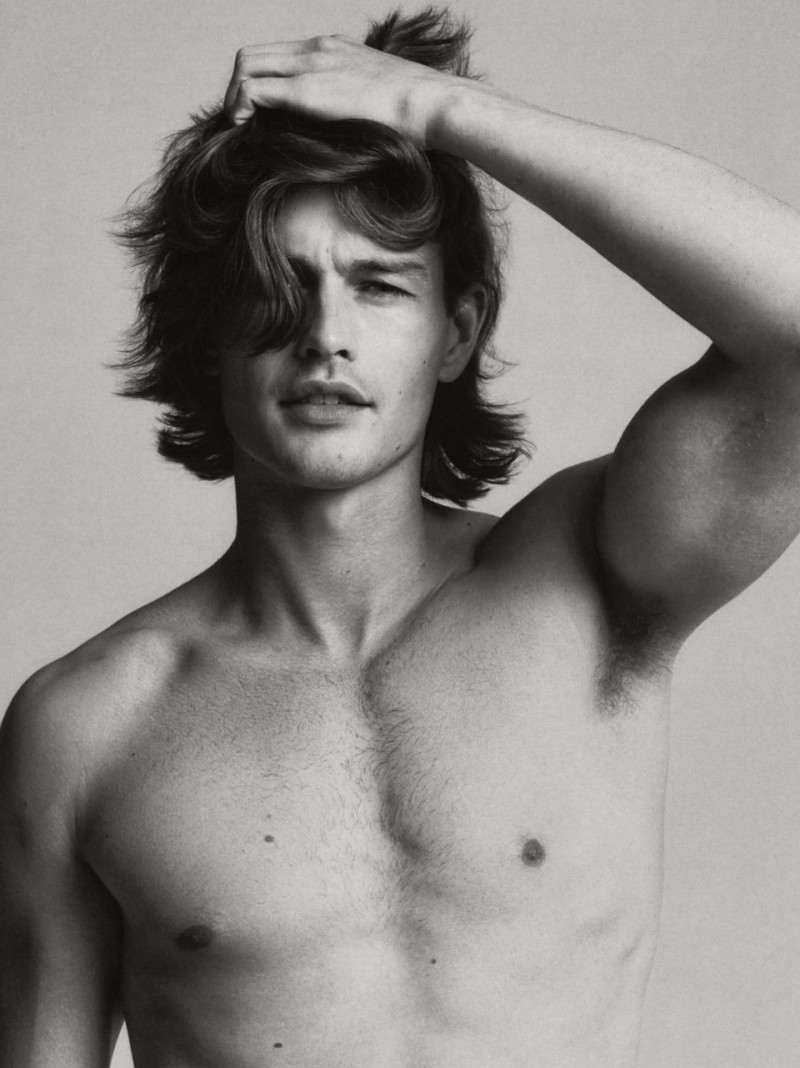 Photo of model Harrison Page - ID 724092
