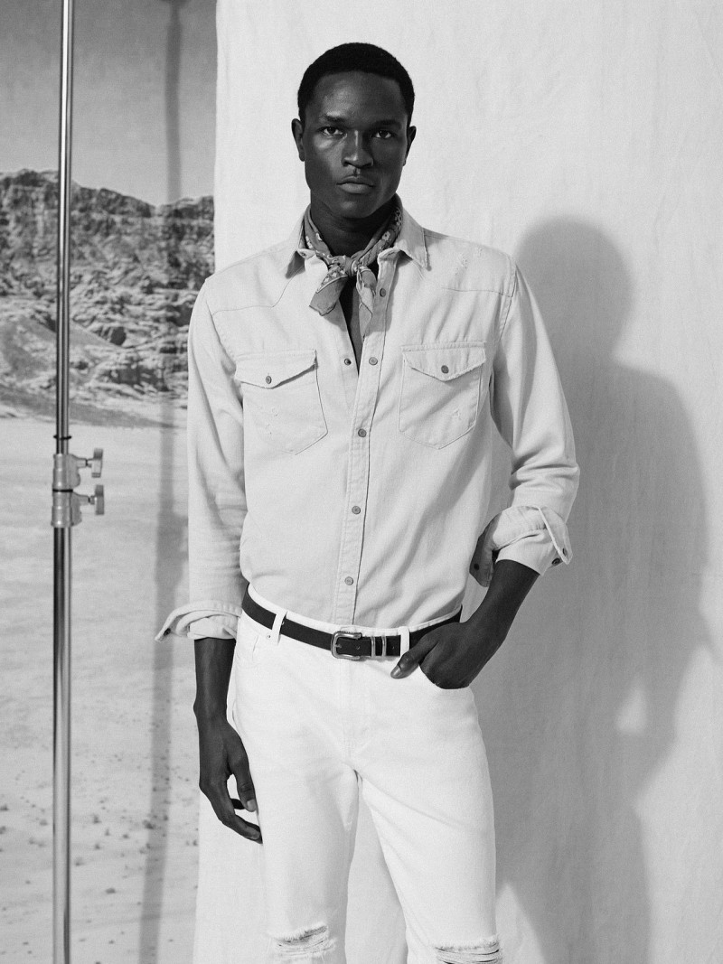 Photo of model Ismail Drammeh - ID 724240