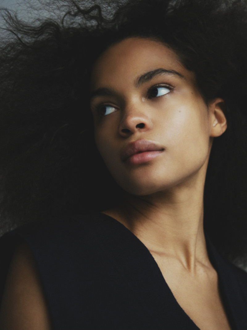 Photo of model Mirakela Love - ID 724251