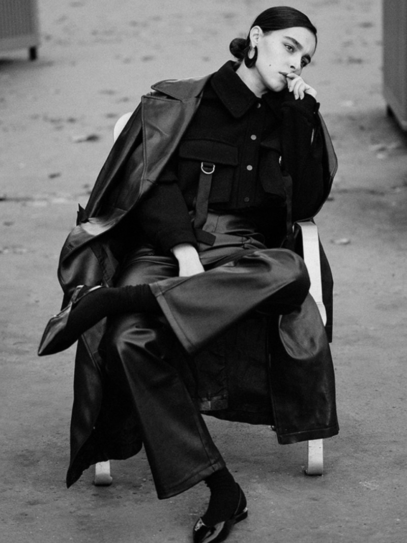 Photo of model Amelie Zalaiti - ID 724359