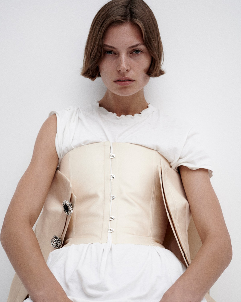 Photo of model Bibi Breslin - ID 724557