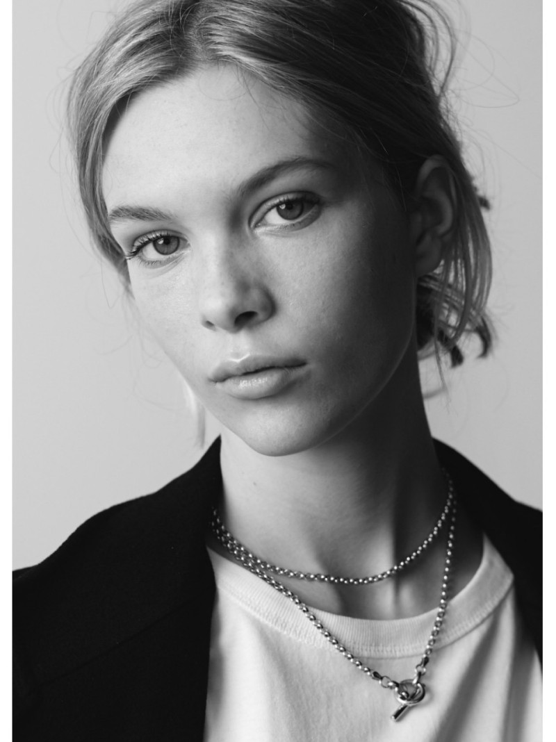 Photo of model Freya Nutter - ID 724650