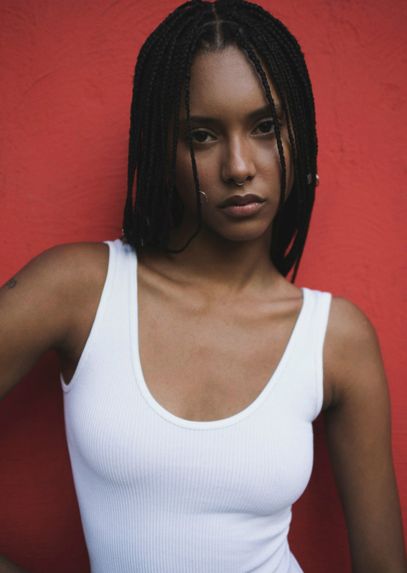 Photo of model Gloriana Sulbaran - ID 725083